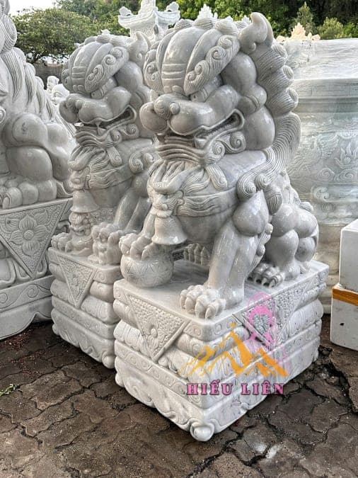 Lân nhìn thẳng cao 1m2 đá trắng
